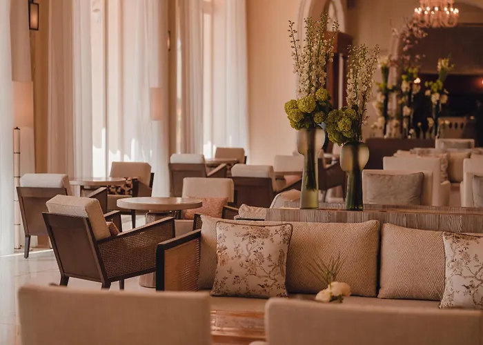 Carlton Cannes, A Regent Hotel
